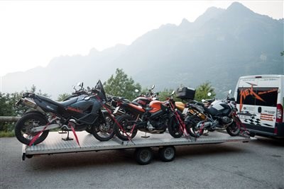 Anhängerverleih / Leihanhänger / Mietanhänger für 9 Bikes / 5 Quads