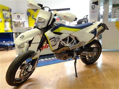 HUSQVARNA 701 SUPERMOTO --> ÜBERGABE