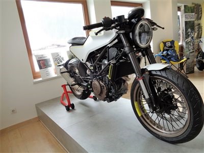 HUSQVARNA VITPILEN 401 --> Ab SOFORT bei uns erhältlich!!! ;) - Bild 3 HUSQVARNA VITPILEN 401 --> Ab SOFORT bei uns erhältlich!!! ;) - Bild 3