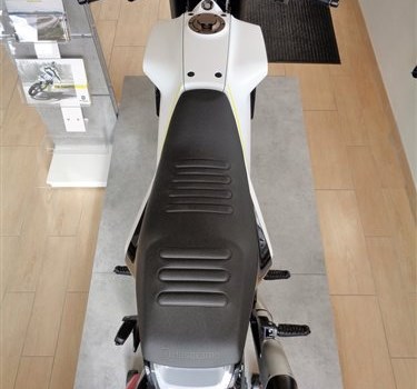 HUSQVARNA VITPILEN 401 --> Ab SOFORT bei uns erhältlich!!! ;) - Bild 6 HUSQVARNA VITPILEN 401 --> Ab SOFORT bei uns erhältlich!!! ;) - Bild 6