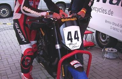 Jens berichtet vom 5. Rennen der SuperDukeBattle im Rahmen der Speedweek in Oschersleben