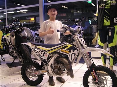 Elias und sein Bike sind startklar! - Bild 1