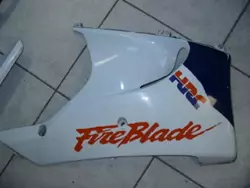 Honda CBR 900 96-98 Seitenverkleidung re.  (e9) Honda CBR 900 96-98 Seitenverkleidung re.  (e9)
