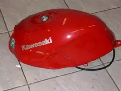 Kawasaki ER-5 Tank Kawasaki ER-5 Tank