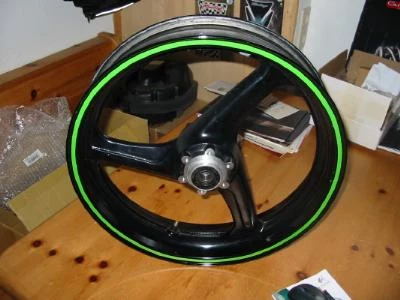 CBR 600 99-00 Felge vorne Top. (31) Bild 1: CBR 600 99-00 Felge vorne Top. (31)