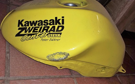 Kawasaki ER-6 n/s Tank - Bild 2 Kawasaki ER-6 n/s Tank - Bild 2