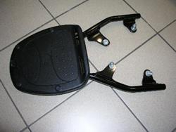 Gepäckträger  Suzuki SFV 650 Gladius NEUWERTIG