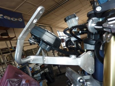 Amaturenträger GSX-R 600/750 L1- - Bild 4