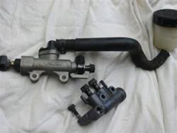 Hauptbremszylinder hinten VFR 800 98-02 Hauptbremszylinder hinten VFR 800 98-02