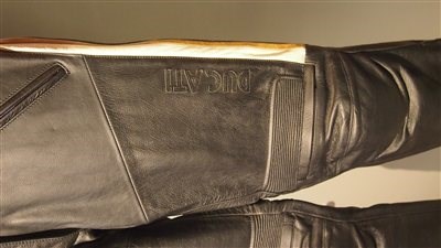 Ducati Damen Zweiteiler - Meccanica - Bild 4 Ducati Damen Zweiteiler - Meccanica - Bild 4