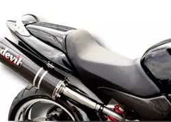 Solo-Sitzbank, unlackiert, für CB 900 F Hornet, Fahrersitz mit integrierter Soziusabdeckung. Solo-Sitzbank, unlackiert, für CB 900 F Hornet, Fahrersitz mit integrierter Soziusabdeckung.