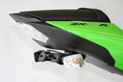 Umbaukit für Kennzeichenhalter von allen ZX-6R ab 2009 und ZX-10R ab `08, geeignet für orig. Blinker oder Miniblinker (z.B. KELLERMANN), inkl. LED-Kennzeichenbeleuchtung und Anbauanleitung