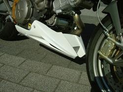 Bugspoiler APRILIA SHIVER SL 750, ab 2007, unlackiert, inkl. fahrzeugspezifischem Haltesatz. TÜV-Materialgutachten und ausführliche Montageanleitung anbei.