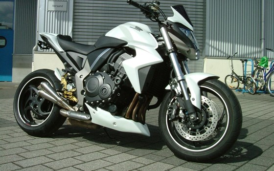 Bugspoiler, unlackiert, HONDA CB 1000 R SC60 2008-2018, inkl. Haltesatz und TÜV-Materialgutachten, - Bild 1 Bugspoiler, unlackiert, HONDA CB 1000 R SC60 2008-2018, inkl. Haltesatz und TÜV-Materialgutachten, - Bild 1