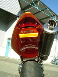 Heck-Innenverkleidung, unlackiert, inklusive Kennzeichenbeleuchtung für alle CB 600 Hornet, 2003-2006 Heck-Innenverkleidung, unlackiert, inklusive Kennzeichenbeleuchtung für alle CB 600 Hornet, 2003-2006