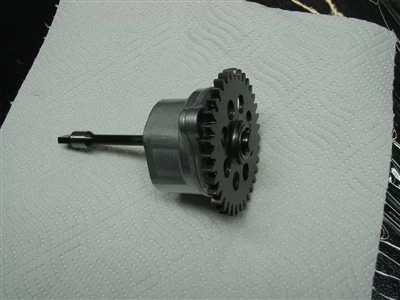 Ölpumpe kompl. Suzuki GSXR 600 K4-5 Bild 1: Ölpumpe kompl. Suzuki GSXR 600 K4-5