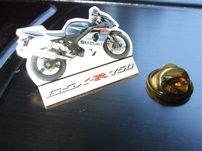 Pin  GSX-R 750 - Bild 1