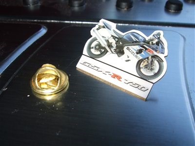 Pin  GSX-R 750 - Bild 2