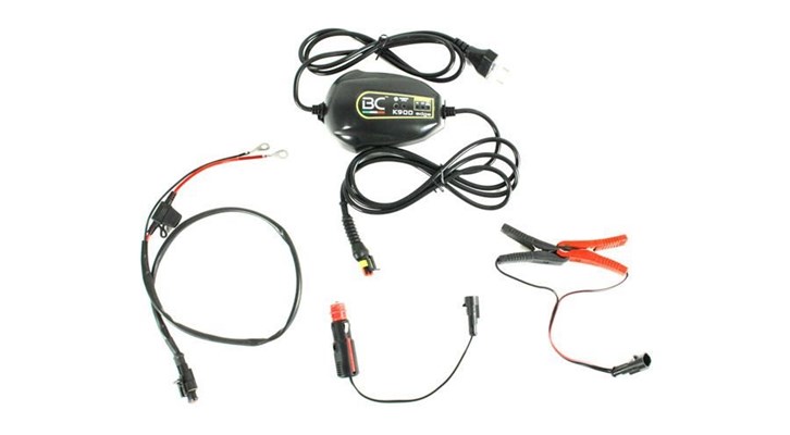 Ladegerät K900 für BMW R850R, R1100R, R1150R & Rockster Ladegerät K900 für BMW R850R, R1100R, R1150R & Rockster