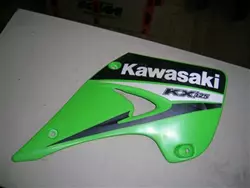 Kawasaki Tankspoiler rechts mit Dekor Kawasaki Tankspoiler rechts mit Dekor