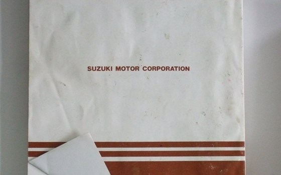 Suzuki Fahrerhandbuch DR350S (N=1992) - Bild 2