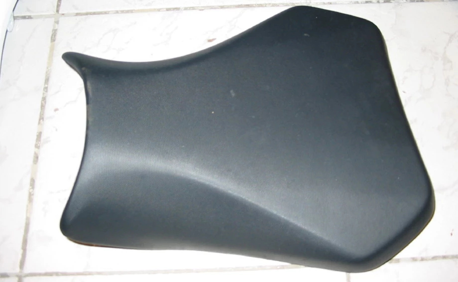 Original Sitz Vorne GSXR 750 / 600 2011- Bild 1: Original Sitz Vorne GSXR 750 / 600 2011-