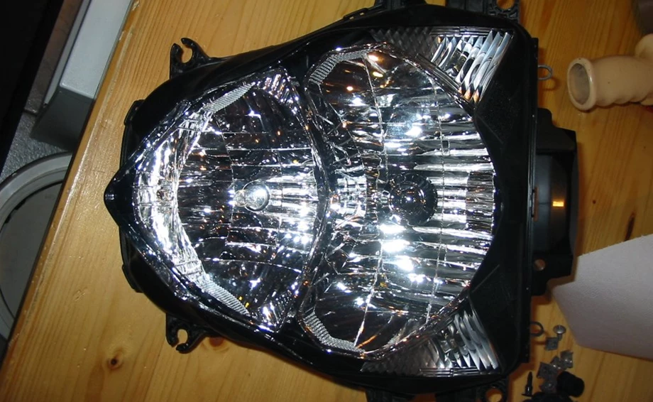 Original Scheinwerfer GSXR 750 / 600 2011- Bild 1: Original Scheinwerfer GSXR 750 / 600 2011-
