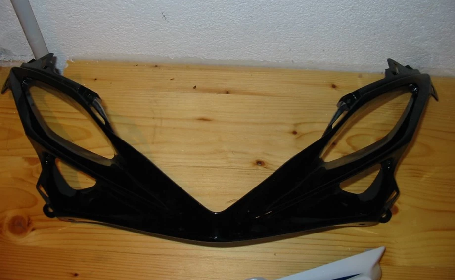 Original Verkleidung vorne GSXR 750 / 600 2011- Bild 1: Original Verkleidung vorne GSXR 750 / 600 2011-