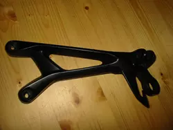 Fußrastenhalter GSR 750 2007- Fußrastenhalter GSR 750 2007-