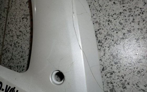 Seitenverkleidung YZF-R 1 ,1998 weiß - Bild 2