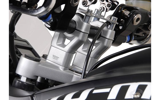 Lenkererhöhung. H=30 mm. Silbern. BMW R1200GS/Adventure (08-). - Bild 3