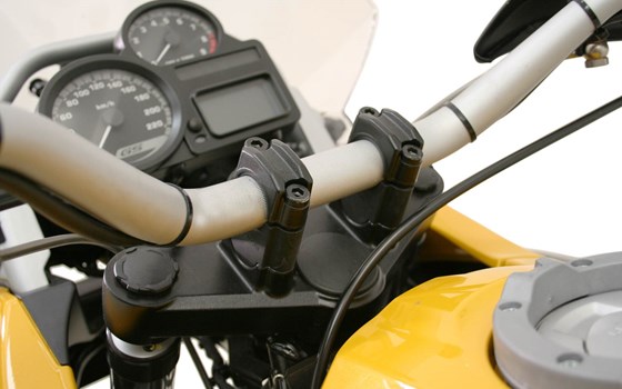 Lenkererhöhung. H=30 mm. Schwarz. BMW R 1200 GS/Adv, F 800 GS Adv. - Bild 1