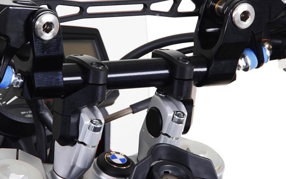 Vario-Lenkerverlegung für Ø 28 mm Lenker. Erhöhung/Verlegung variabel. Schwarz. - Bild 2