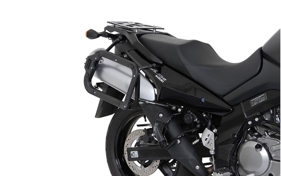 Adapterkit für EVO Kofferträger. Für Hepco & Becker. Montage: 2 Kunststoff-Koffer. - Bild 2