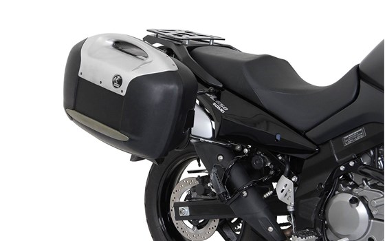 Adapterkit für EVO Kofferträger. Für Hepco & Becker. Montage: 2 Kunststoff-Koffer. - Bild 3