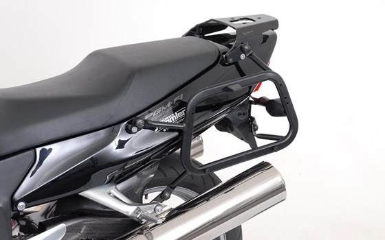 EVO Kofferträger. Schwarz. Honda CBR1100XX Blackbird (99-07). - Bild 1