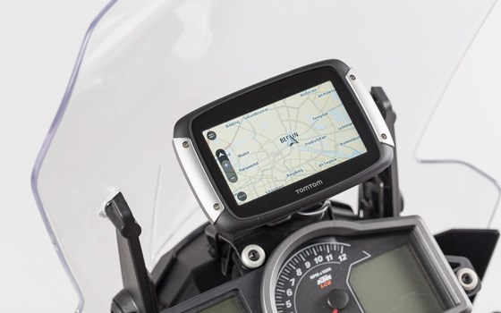 Navi-Halter im Cockpit. Schwarz. KTM 1050/1090/1190 Adventure. - Bild 1 Navi-Halter im Cockpit. Schwarz. KTM 1050/1090/1190 Adventure. - Bild 1