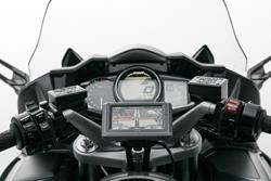 Navi-Halter am Lenker. Schwarz. Yamaha FJR 1300 (04-).