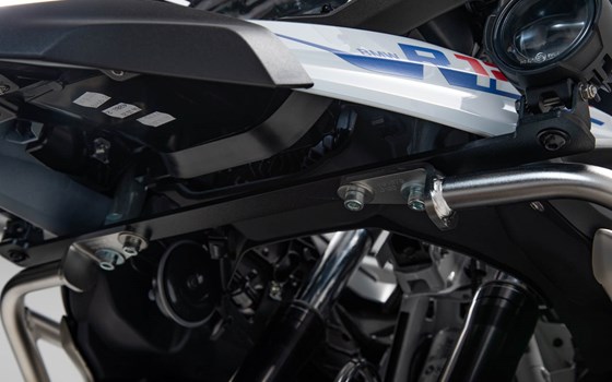 Scheinwerfer-Halter. Schwarz. BMW R 1200 GS (12-18), R 1250 GS (18-). - Bild 2