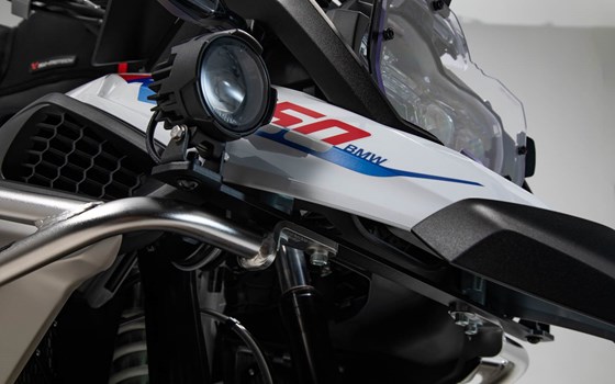 Scheinwerfer-Halter. Schwarz. BMW R 1200 GS (12-18), R 1250 GS (18-). - Bild 4