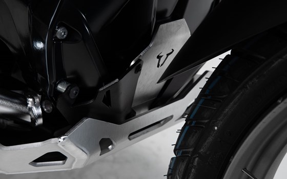 Motorschutz-Verlängerung. Schwarz/Silbern. BMW R1200 (12-18), R1250 (18-). - Bild 3