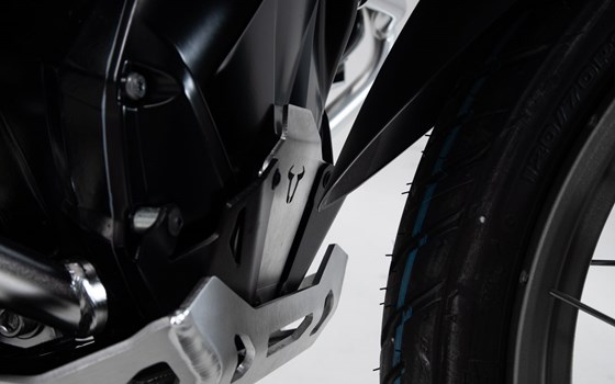 Motorschutz-Verlängerung. Schwarz/Silbern. BMW R1200 (12-18), R1250 (18-). - Bild 5 Motorschutz-Verlängerung. Schwarz/Silbern. BMW R1200 (12-18), R1250 (18-). - Bild 5