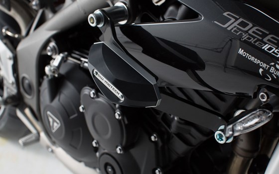 Sturzpad-Kit. Schwarz. Triumph Speed Triple 1050 (10-). - Bild 3 Sturzpad-Kit. Schwarz. Triumph Speed Triple 1050 (10-). - Bild 3