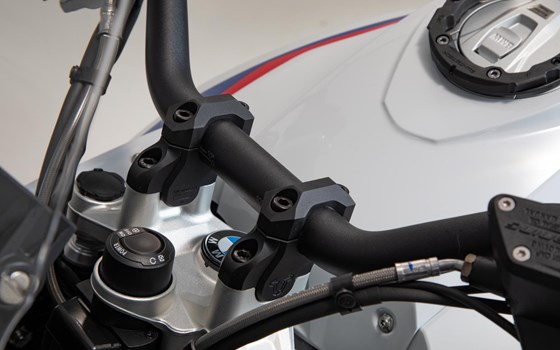 Lenkerverlegung. H=32 mm. Verlegung um 20 mm. Schwarz. BMW-Modelle. - Bild 5