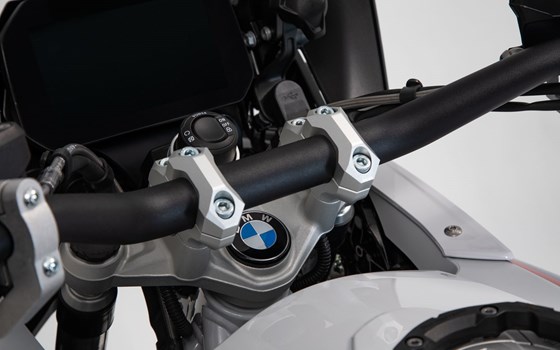 Lenkerverlegung. H=32 mm. Verlegung um 20 mm. Silbern. BMW-Modelle. - Bild 2