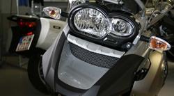 Ölkühlergitter für BMW R1200GS (04-12), R1200GS Adv (05-13) & HP2 Ölkühlergitter für BMW R1200GS (04-12), R1200GS Adv (05-13) & HP2