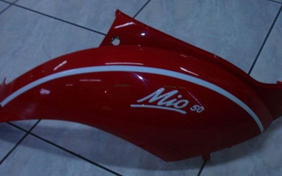 Sym Mio 50 Verkleidung rechts hinten rot - Bild 1
