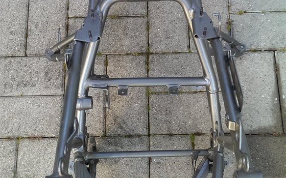 BMW R1200GS Rahmen - leichte Kratzer bei den Fussrasten - Bild 3