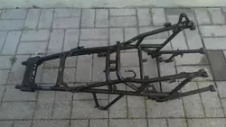 BMW R1200R Rahmen mit leicht verbogenem linken hinteren Fussrasten BMW R1200R Rahmen mit leicht verbogenem linken hinteren Fussrasten