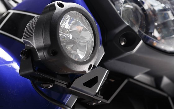 Scheinwerfer-Halter. Schwarz. Yamaha XT1200Z Super Ténéré (14-). - Bild 2